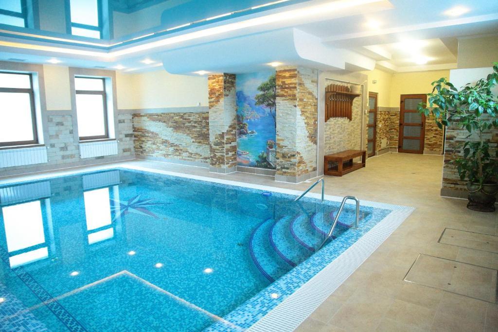Karpaty Hotel Khust Eksteriør billede