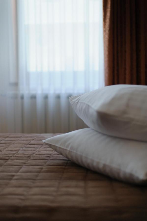Karpaty Hotel Khust Eksteriør billede